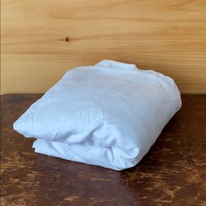 Twin microfiber fitted sheet